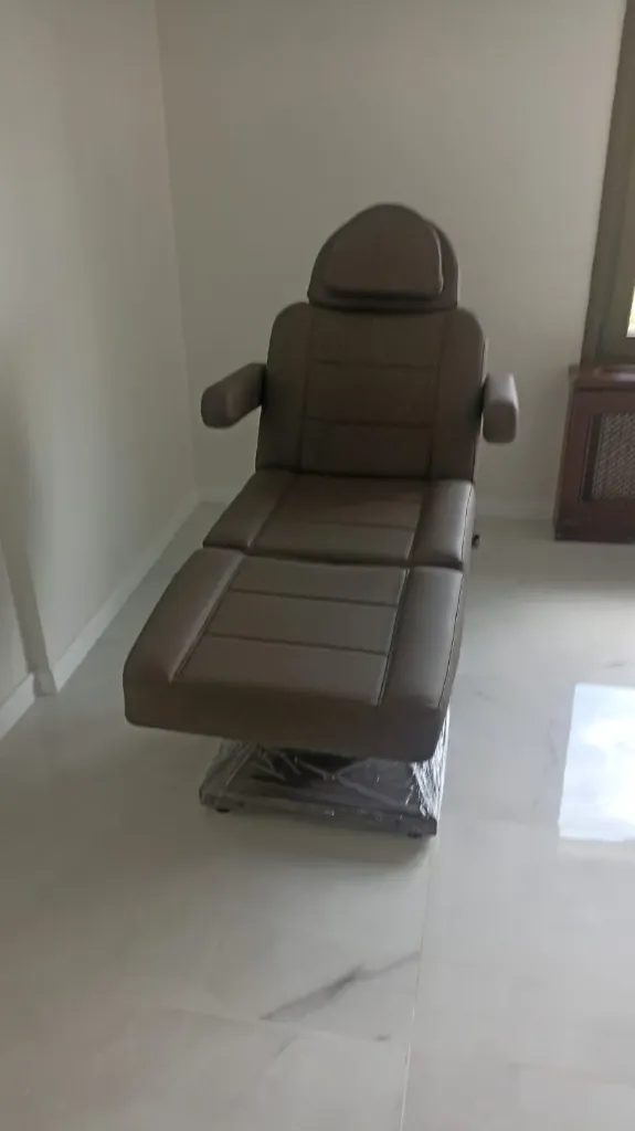 PREMIUM Seraphina Treatment chair